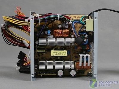 待機功率真正等于1W 康舒環(huán)保電源評測(2)_硬件_科技時代_新浪網(wǎng)